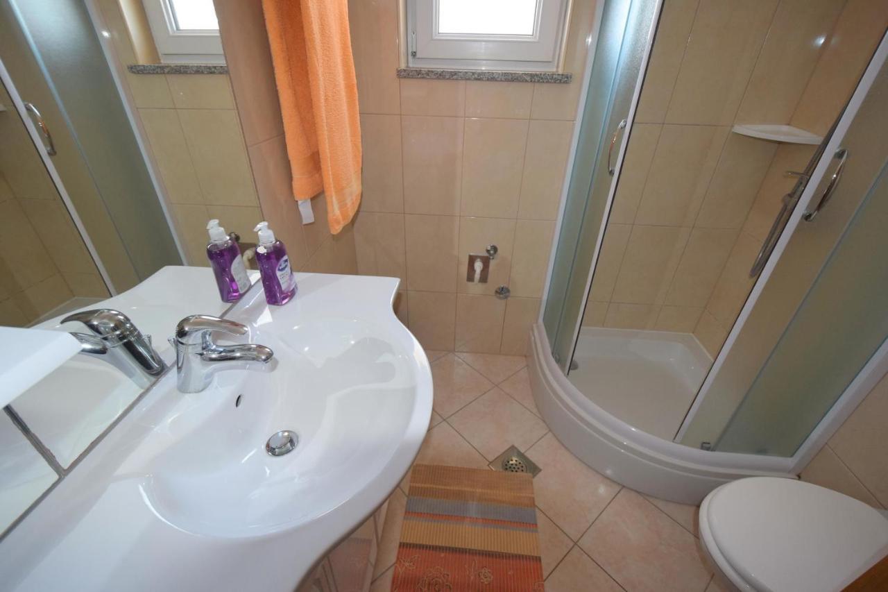 Apartments Gabrijel Malinska Εξωτερικό φωτογραφία