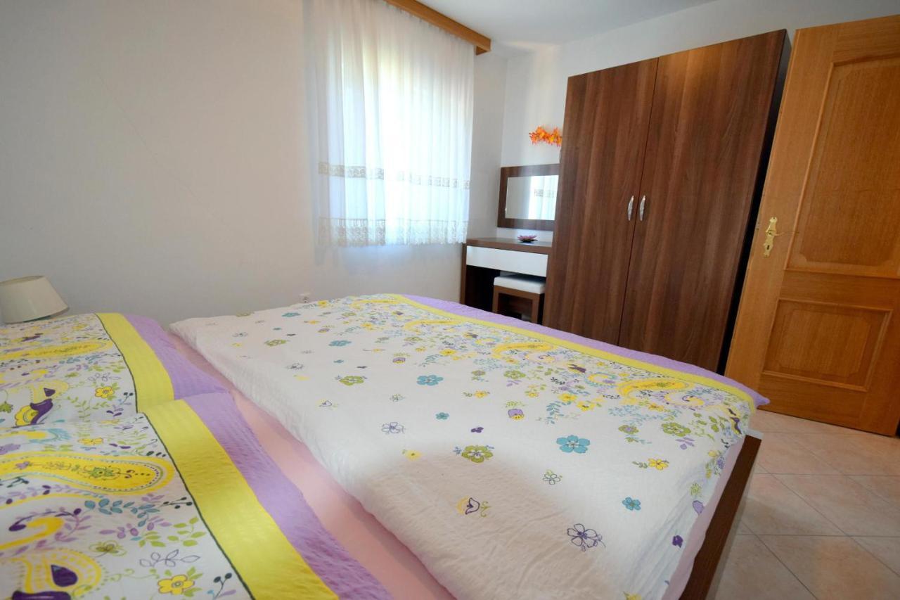 Apartments Gabrijel Malinska Εξωτερικό φωτογραφία
