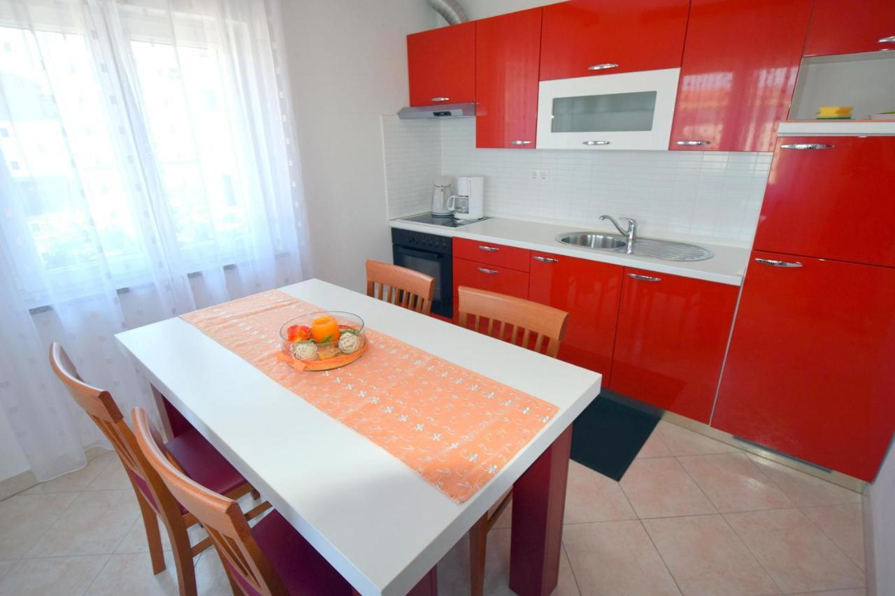 Apartments Gabrijel Malinska Εξωτερικό φωτογραφία