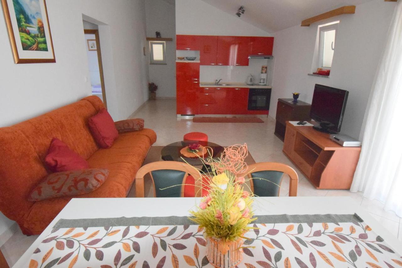 Apartments Gabrijel Malinska Εξωτερικό φωτογραφία
