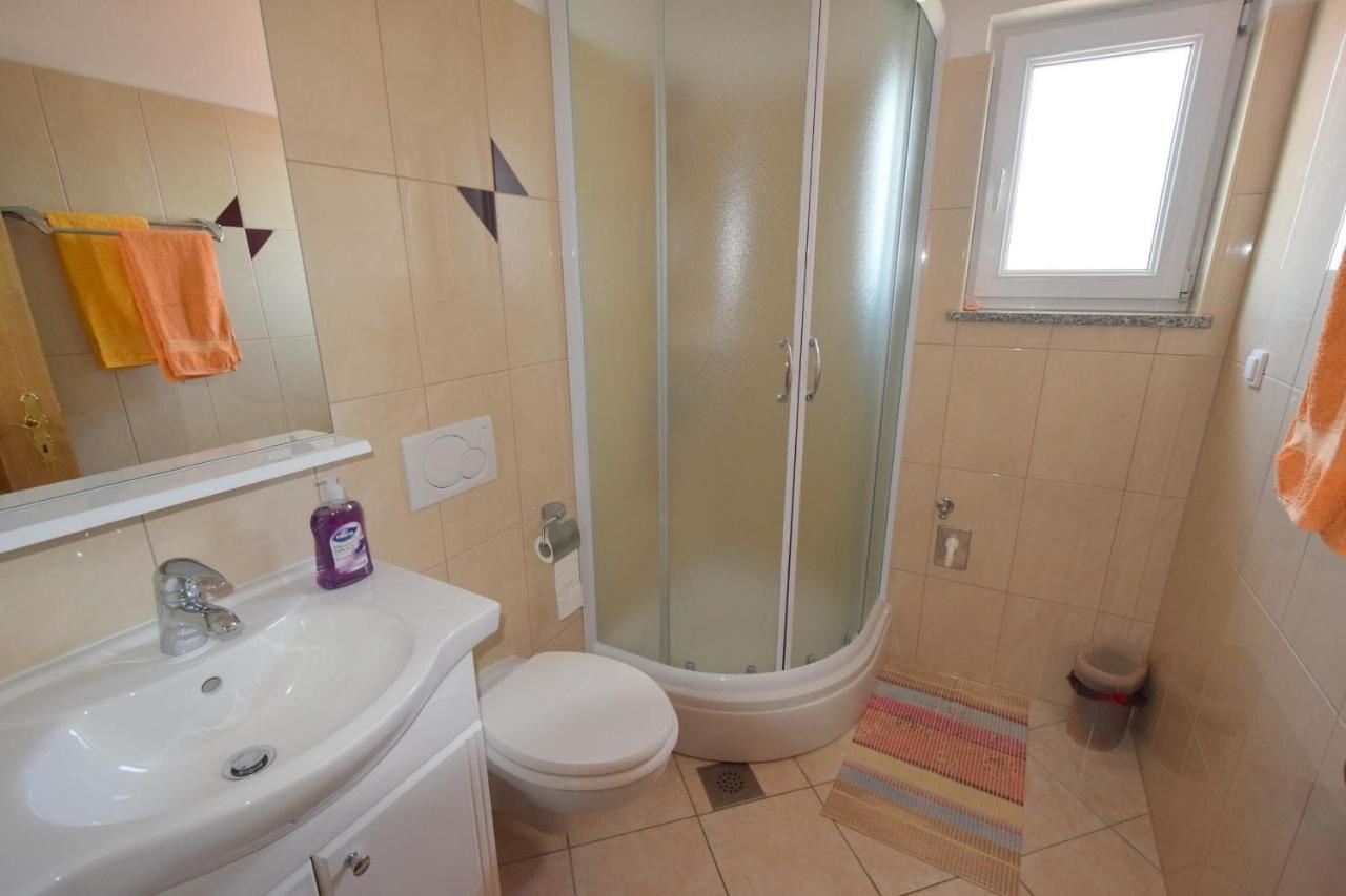 Apartments Gabrijel Malinska Εξωτερικό φωτογραφία