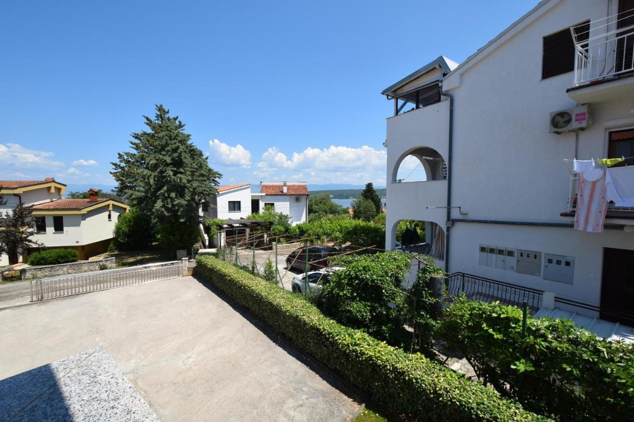 Apartments Gabrijel Malinska Εξωτερικό φωτογραφία