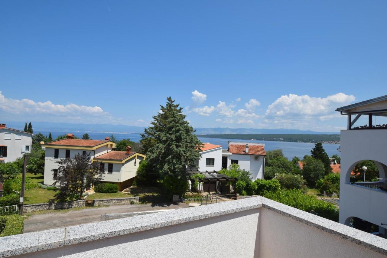 Apartments Gabrijel Malinska Εξωτερικό φωτογραφία