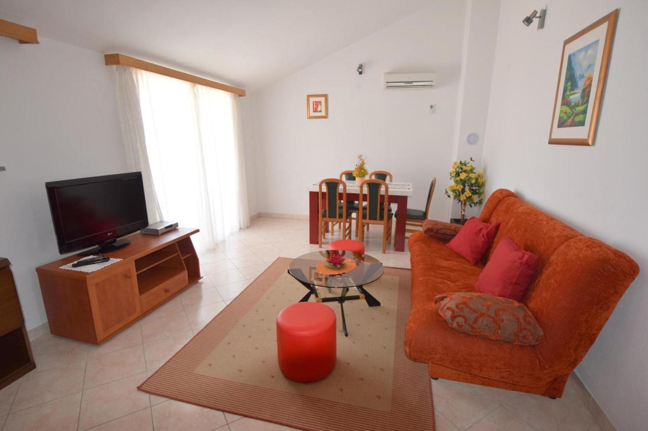 Apartments Gabrijel Malinska Εξωτερικό φωτογραφία