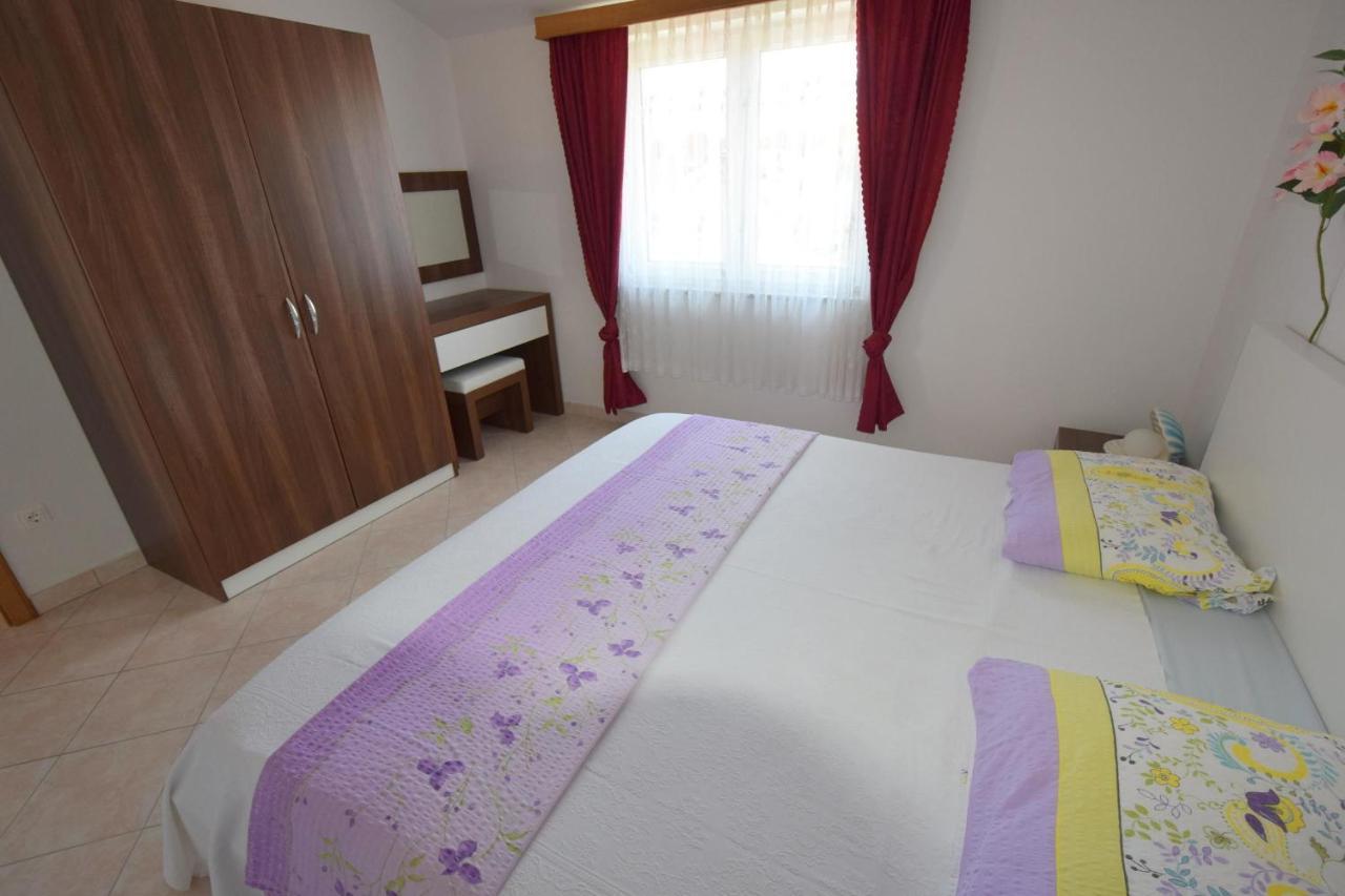 Apartments Gabrijel Malinska Εξωτερικό φωτογραφία