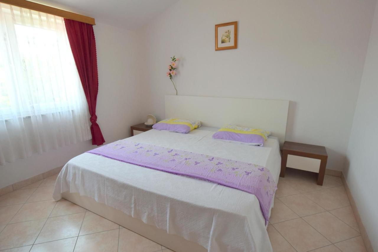 Apartments Gabrijel Malinska Εξωτερικό φωτογραφία